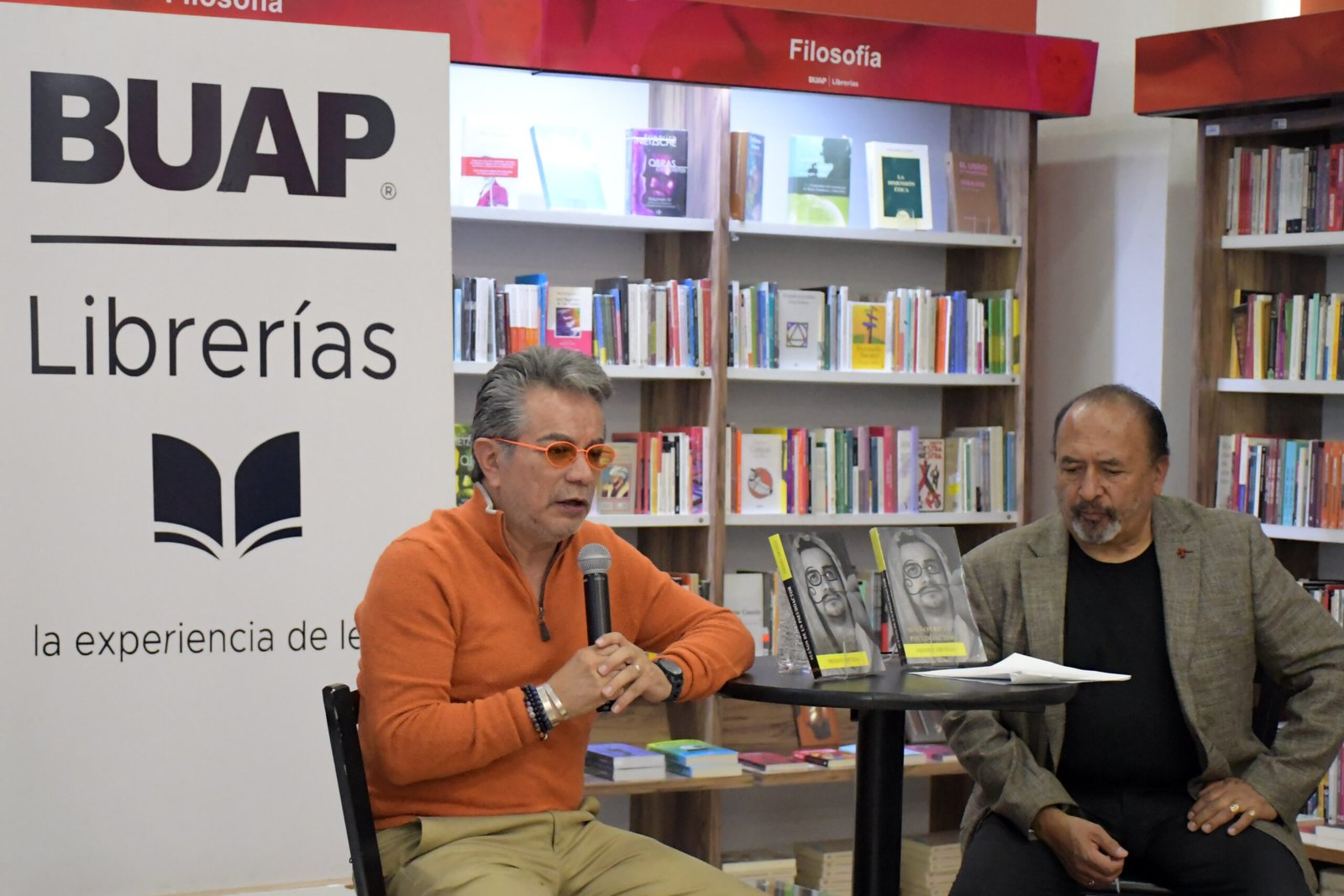 El humor, una vía para lidiar con el caos: Freddy Ortega
