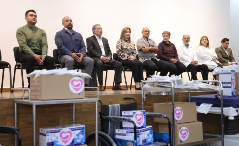 SEDIF entrega equipo médico a cinco hospitales mediante Obra Comunitaria