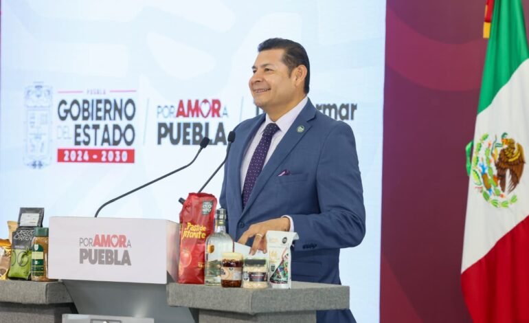 Fundación Mary Street Jenkins dona predio en Xonaca para estación del Transporte por Cable