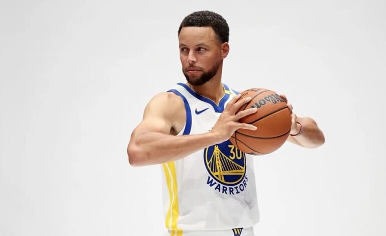 Stephen Curry supera los 200 millones de dólares y lidera a los mejor pagados de la NBA