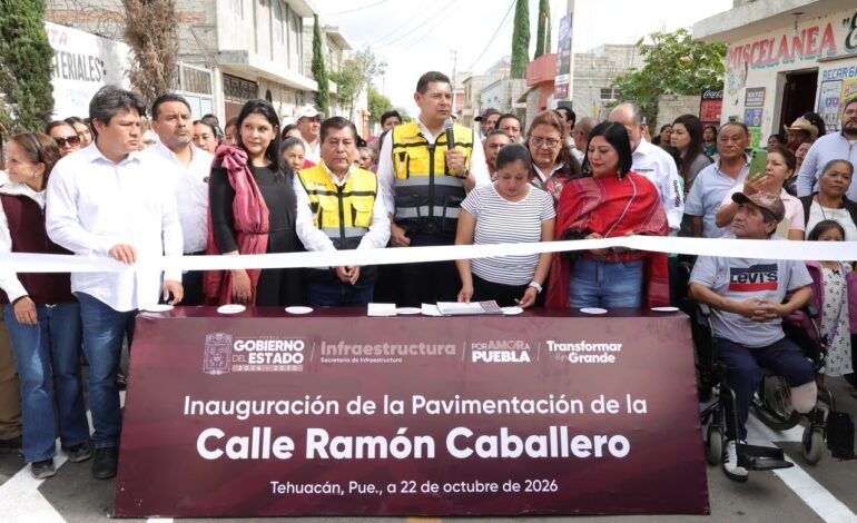 Gobierno de Puebla adquiere módulos de pavimento para reducir costos a un tercio y acelerar obras en la Sierra Negra