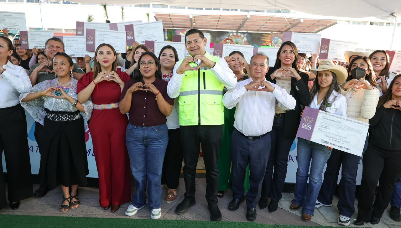 Alejandro Armenta impulsa el desarrollo regional con la entrega de 72 apoyos para Obra Comunitaria en turismo