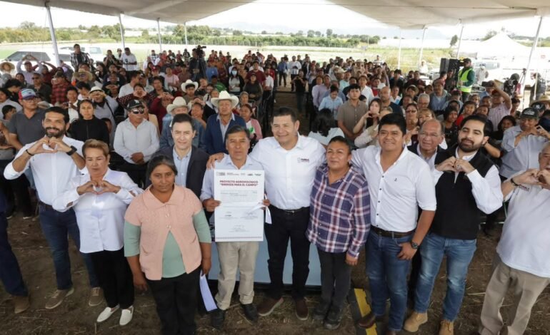 Inaugura Alejandro Armenta proyecto agrovoltaico Energía para el Campo en Tianguismanalco