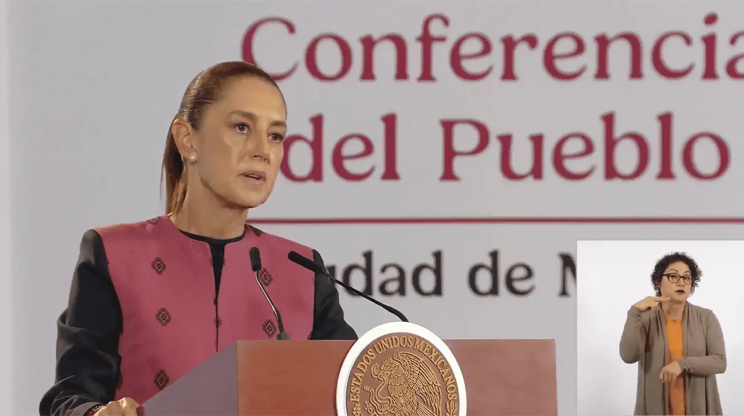 Sheinbaum reconoce fallas en el IMSS y promete atender demandas del personal