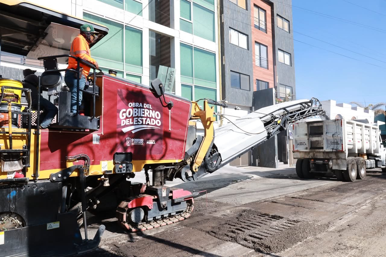 Con pavimentación y recuperación histórica de hidrocarburos, el gobierno estatal transforma a Puebla